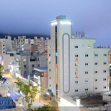 Yeosu Mj Motel Exterior foto